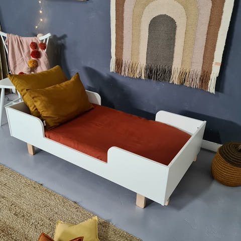 Łóżeczko - łóżko dziecięce 70x140 cm z opcją tapczanika Basic złamana biel 12
