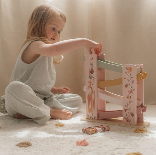 Zjeżdżalnia różowa z samochodzikami Fairy Garden Little Dutch  1