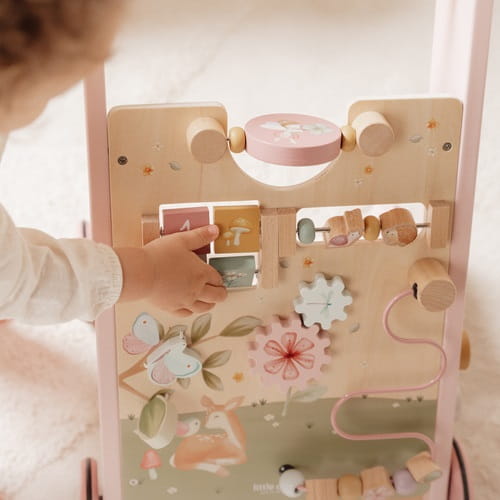 Drewniany chodzik pchacz różowy Fairy Garden roczek dziewczynki Little Dutch 6