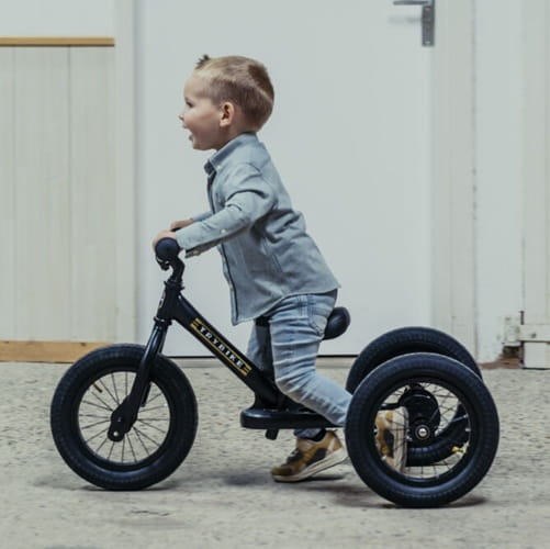 Rowerek trójkołowy biegowy 2w1 czarny matowy Trybike 1