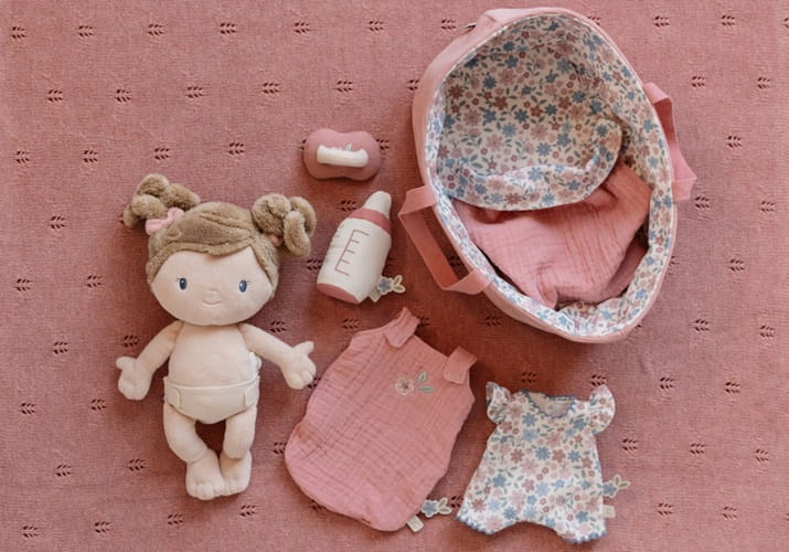 Laleczka Baby Rosa z nosidełkiem lalka GRS Little Dutch 3
