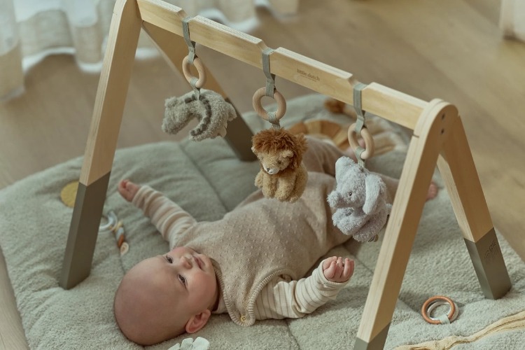Baby gym stojak pałąk interaktywny Safari Little Dutch  2