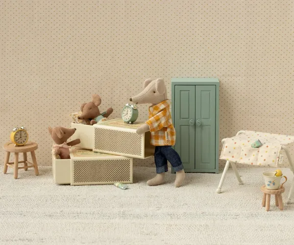 Maileg przewijak Nursery Table, baby mouse biały mały 3