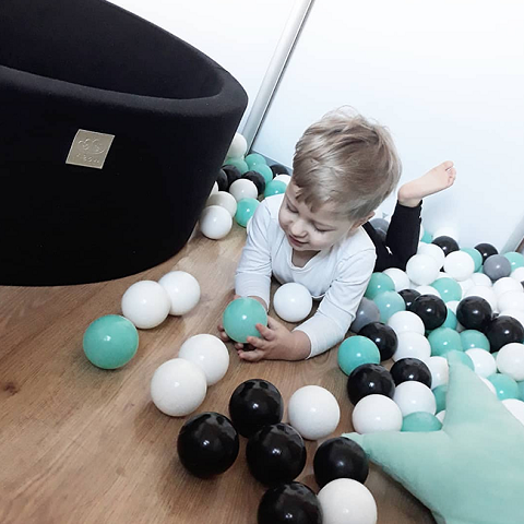 Suchy basen z piłeczkami (200 szt) czarny MeowBaby 1