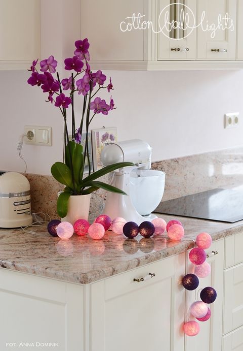 Lampki Cotton Balls Violets